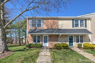 302 Palombi Court, East Brunswick, NJ 08816