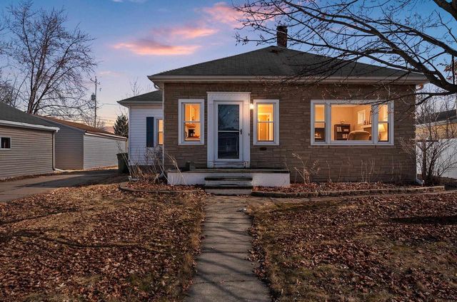 215 S ELM STREET, Kimberly, WI 54136