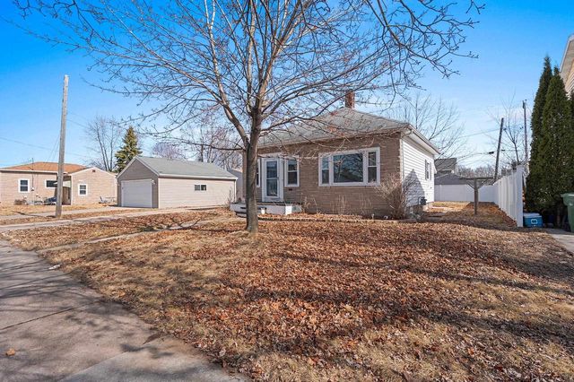 215 S ELM STREET, Kimberly, WI 54136