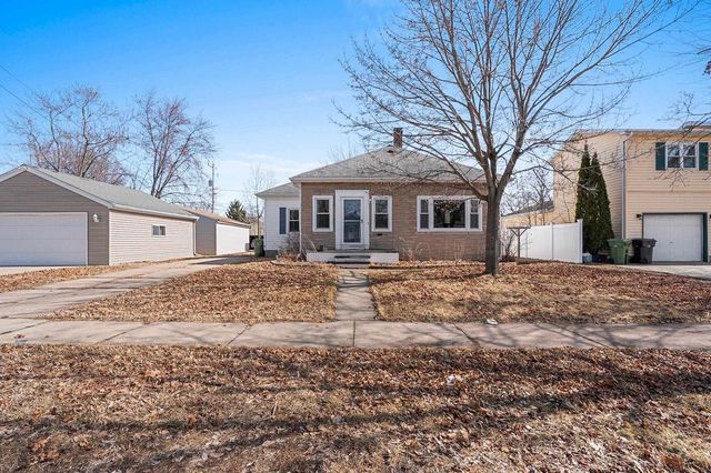 215 S ELM STREET, Kimberly, WI 54136