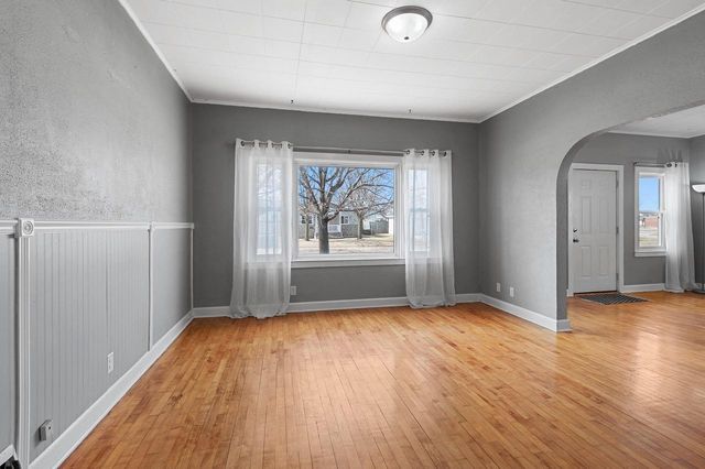 215 S ELM STREET, Kimberly, WI 54136