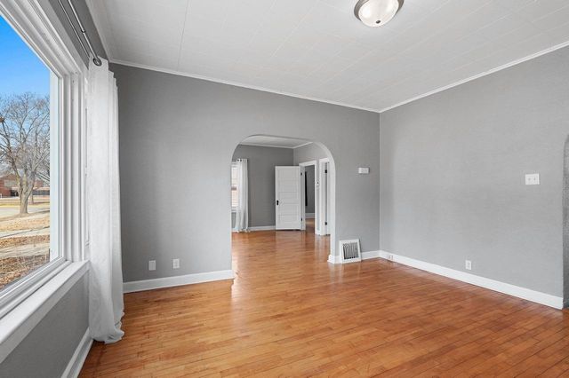 215 S ELM STREET, Kimberly, WI 54136