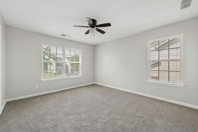 284 Commons Drive, Jonesboro, GA 30236