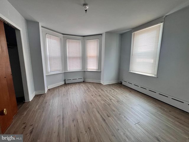 2052 S GARNET ST, Philadelphia, PA 19145