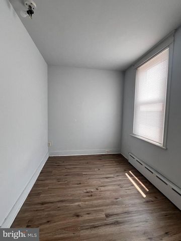 2052 S GARNET ST, Philadelphia, PA 19145