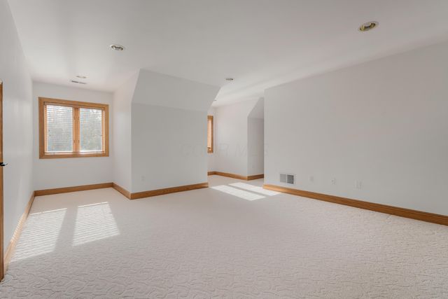 784 Pinecliff Place, Columbus, OH 43085