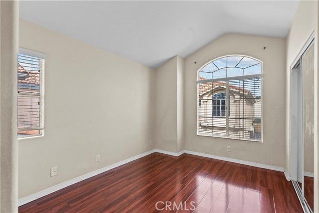 9400 Burnet 103, North Hills (los Angeles), CA 91343