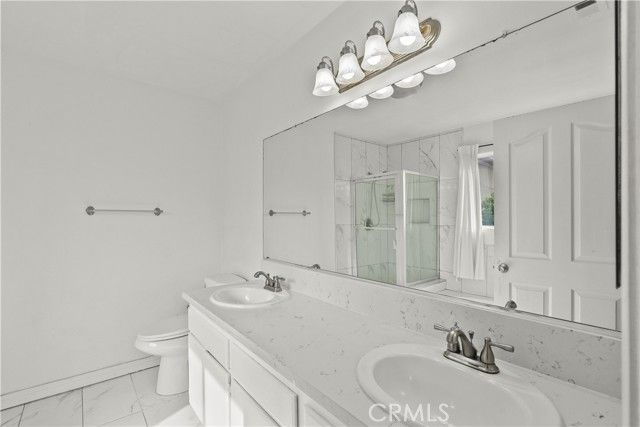 9400 Burnet 103, North Hills (los Angeles), CA 91343