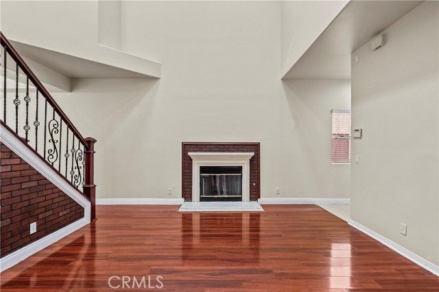 9400 Burnet 103, North Hills (los Angeles), CA 91343