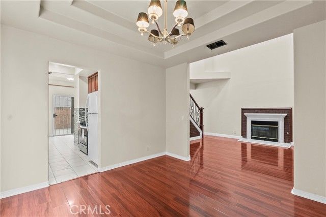 9400 Burnet 103, North Hills (los Angeles), CA 91343