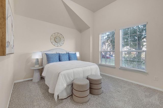 1124 Haye Road, Friendswood, TX 77546