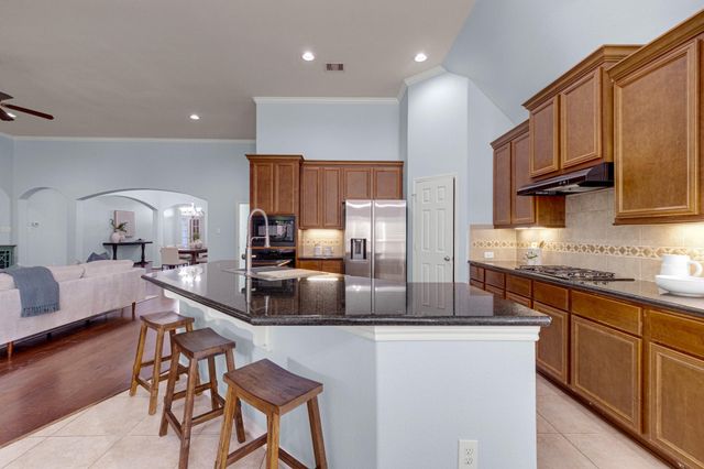 1124 Haye Road, Friendswood, TX 77546