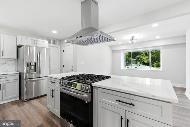 12803 HOLLINS PL, Bowie, MD 20716