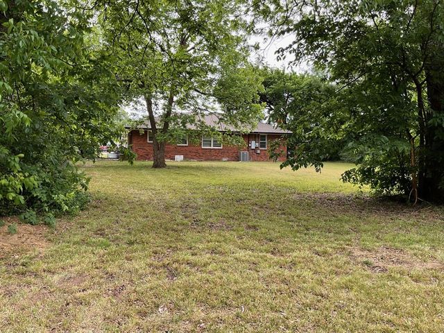 4701 N MacArthur Boulevard, Warr Acres, OK 73122