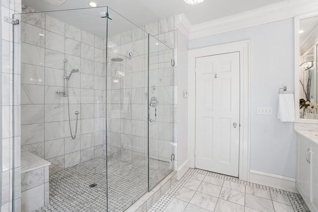2121 Terrace AVENUE, Milwaukee, WI 53202