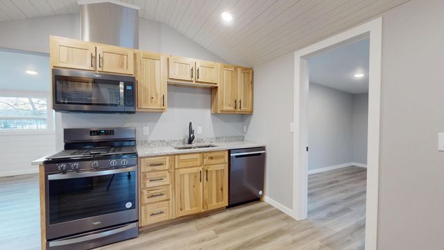 15216 E Munson Drive, Detroit Lakes, MN 56501