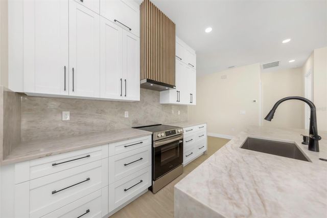 4403 43RD STREET N, St Petersburg, FL 33714