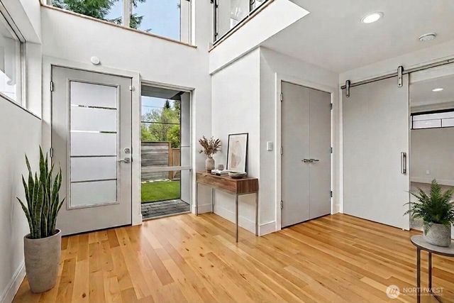 3319 W ELMORE Street, Seattle, WA 98199