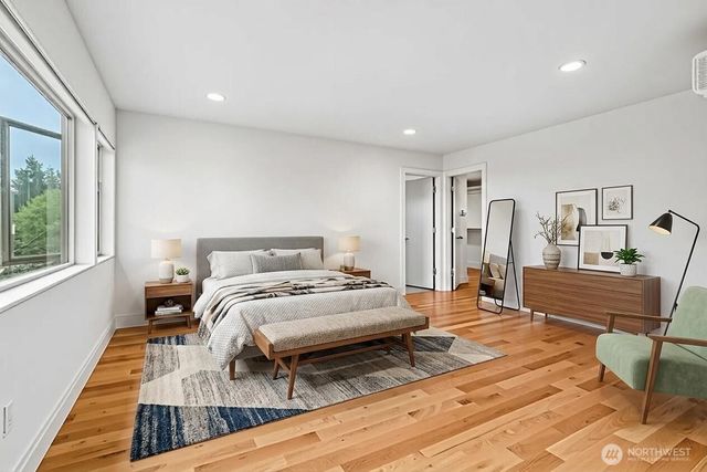 3319 W ELMORE Street, Seattle, WA 98199