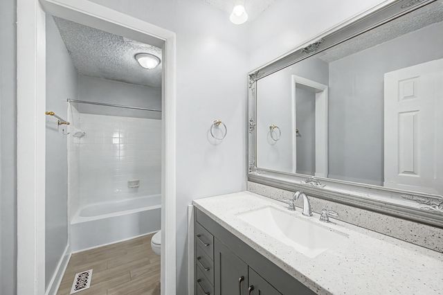 110 Bellevue Rd Apt 30, Nashville, TN 37221