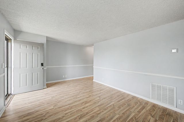 110 Bellevue Rd Apt 30, Nashville, TN 37221