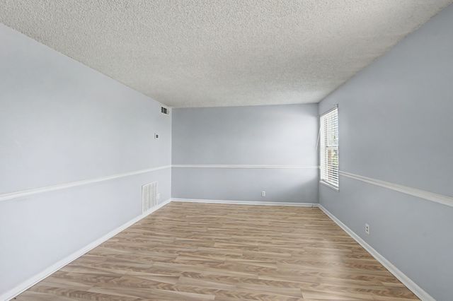 110 Bellevue Rd Apt 30, Nashville, TN 37221