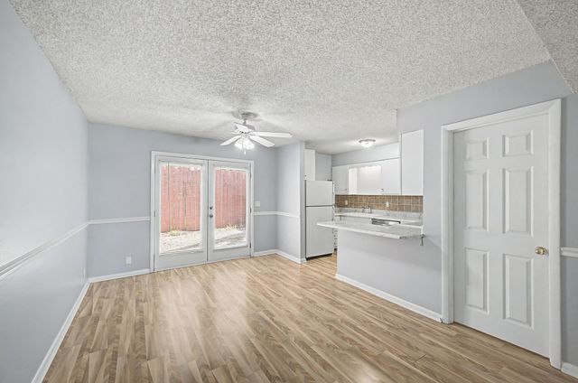 110 Bellevue Rd Apt 30, Nashville, TN 37221