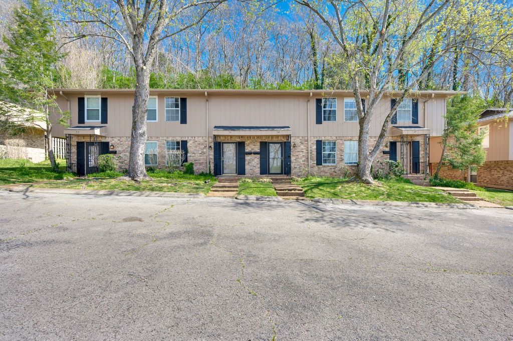 110 Bellevue Rd Apt 30, Nashville, TN 37221