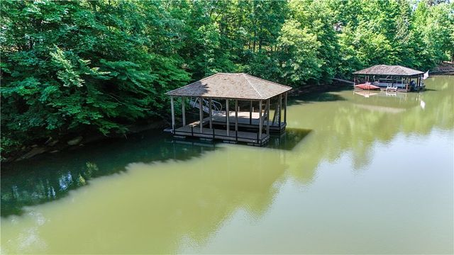 300 Crooked Rock Lane, Sunset, SC 29685
