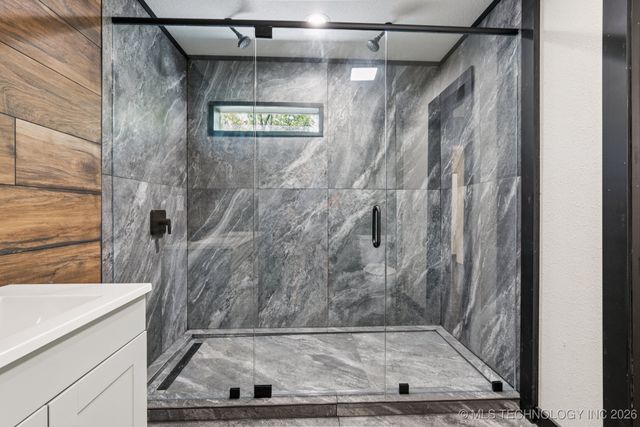 800 Kiawa Road, Eucha, OK 74346