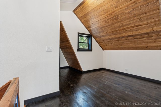 800 Kiawa Road, Eucha, OK 74346