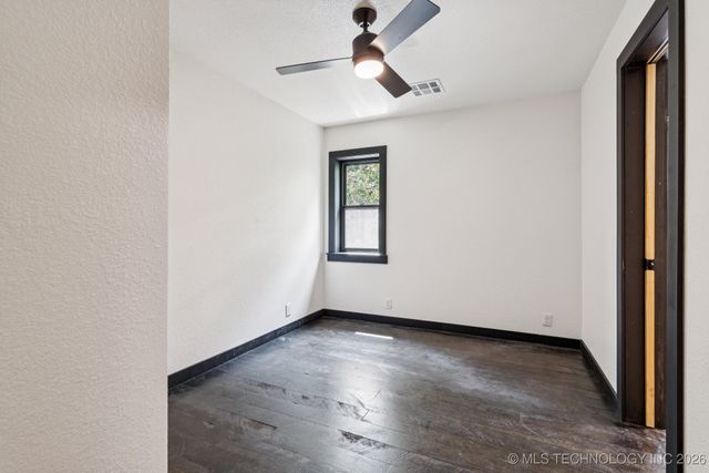 800 Kiawa Road, Eucha, OK 74346