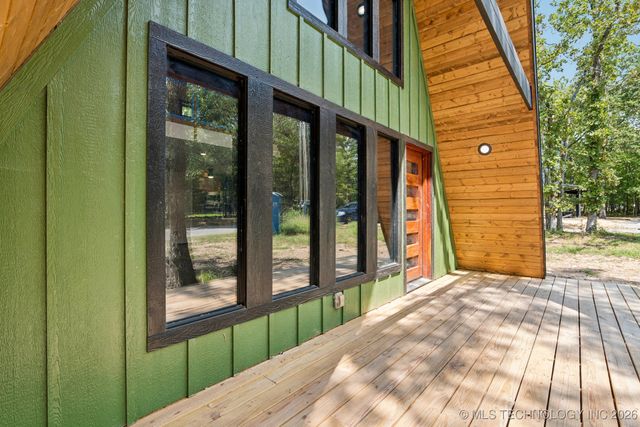 800 Kiawa Road, Eucha, OK 74346