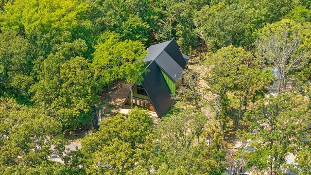 800 Kiawa Road, Eucha, OK 74346