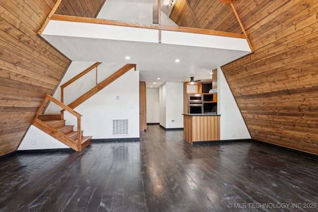 800 Kiawa Road, Eucha, OK 74346