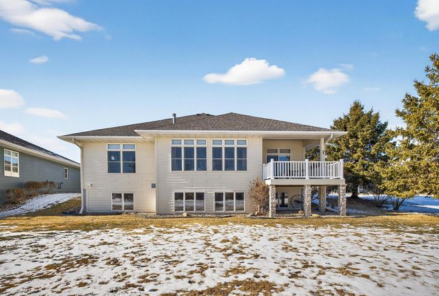 4063 Autumn Lake Court SW, Rochester, MN 55902