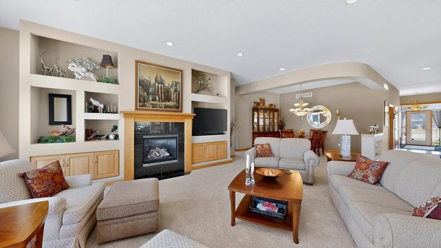 4063 Autumn Lake Court SW, Rochester, MN 55902