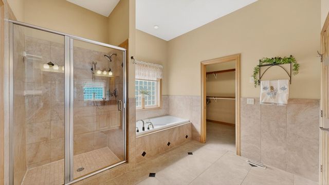 4063 Autumn Lake Court SW, Rochester, MN 55902