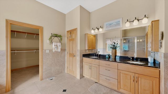 4063 Autumn Lake Court SW, Rochester, MN 55902