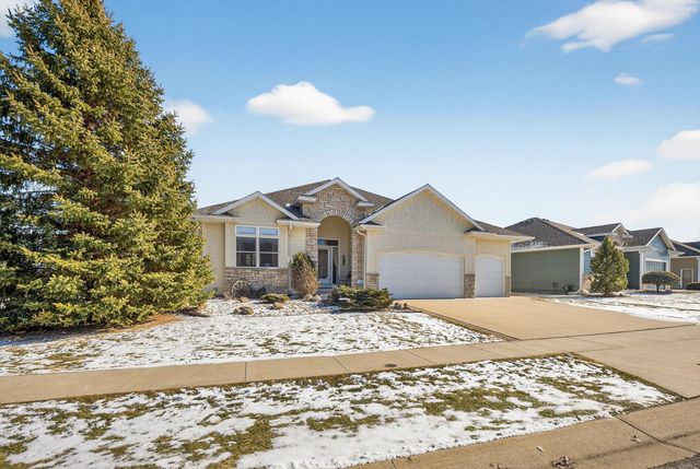 4063 Autumn Lake Court SW, Rochester, MN 55902