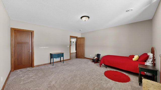 4063 Autumn Lake Court SW, Rochester, MN 55902