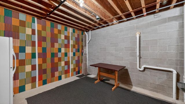 4063 Autumn Lake Court SW, Rochester, MN 55902