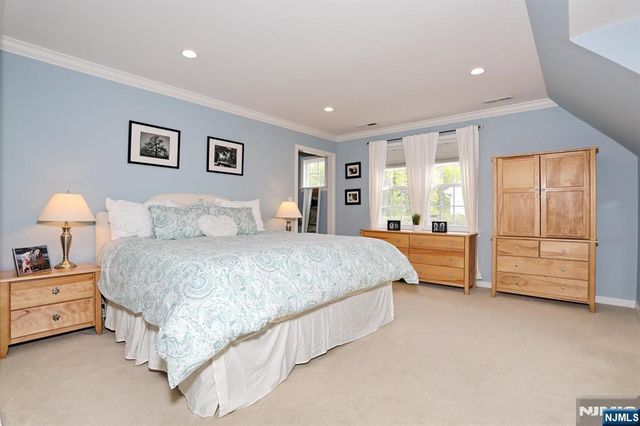 70 Ridge Road, Glen Rock, NJ 07452