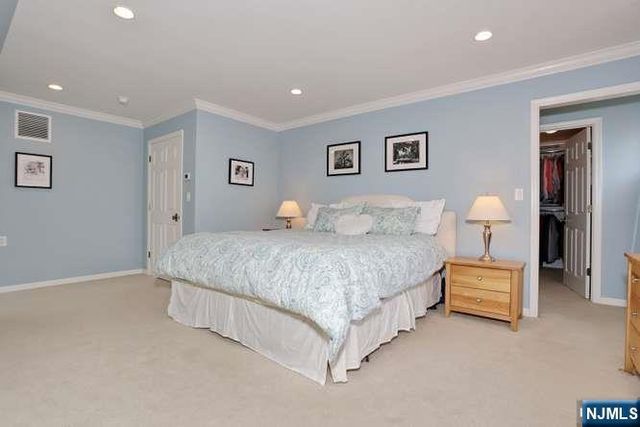 70 Ridge Road, Glen Rock, NJ 07452