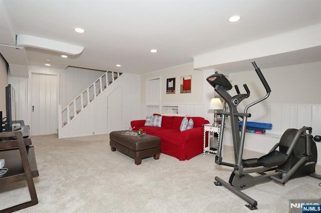 70 Ridge Road, Glen Rock, NJ 07452