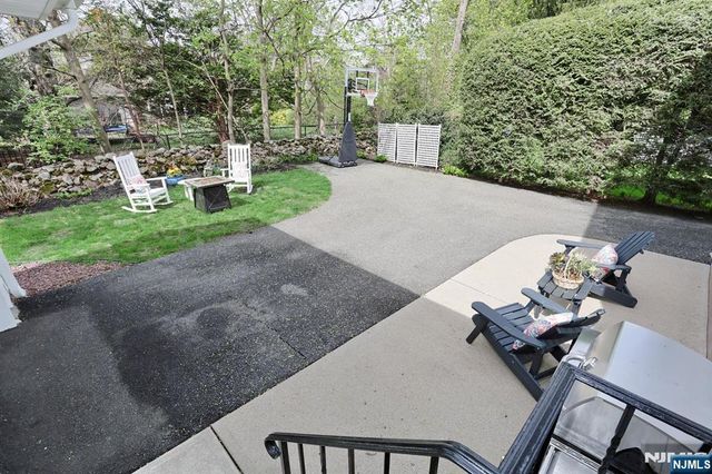 70 Ridge Road, Glen Rock, NJ 07452