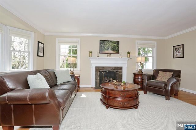 70 Ridge Road, Glen Rock, NJ 07452