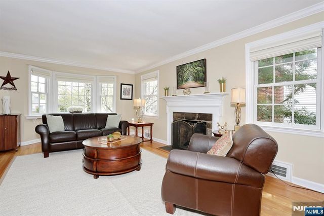 70 Ridge Road, Glen Rock, NJ 07452