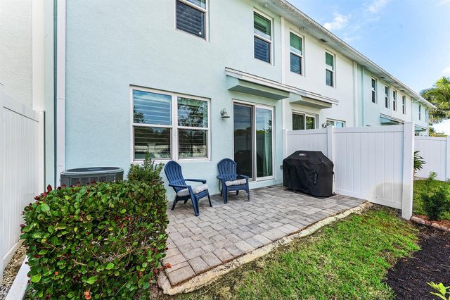 329 SE Halifax Lane, Stuart, FL 34994