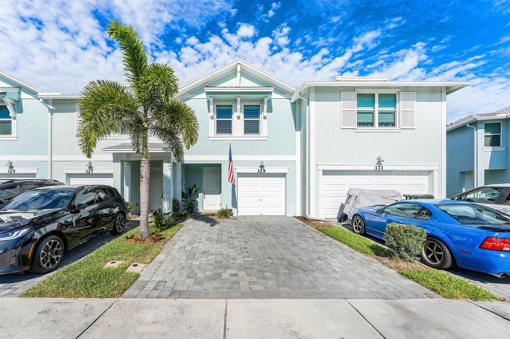 329 SE Halifax Lane, Stuart, FL 34994